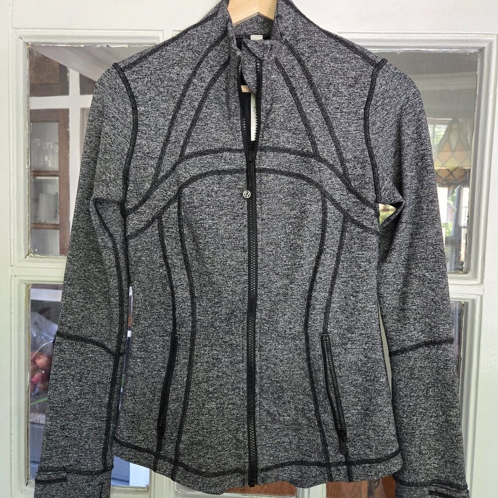 Lululemon Gray Define Jacket - Women Size 6
